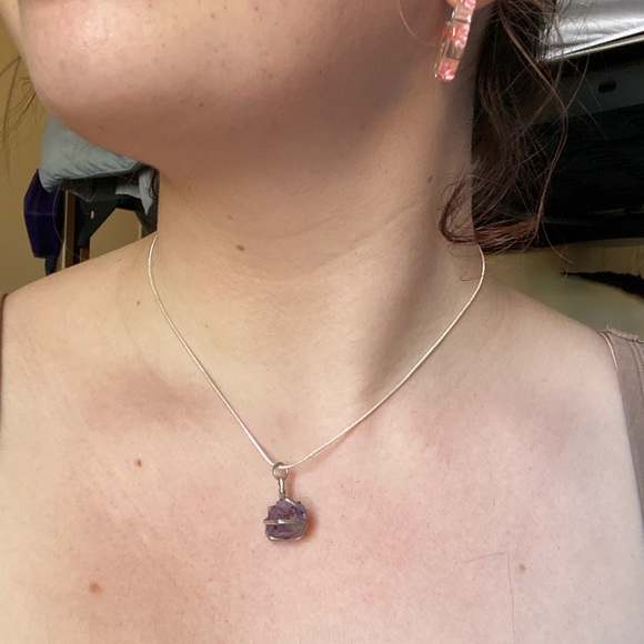Synthetic Amethyst Necklace w/white sterling silver chain - Picture 1 of 2
